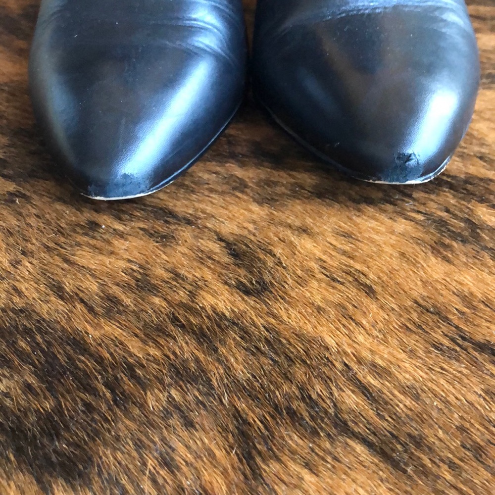 Ann Taylor Black Leather Pointed Toe Wedge Ankle Booties size 10 - Picture 2 of 7